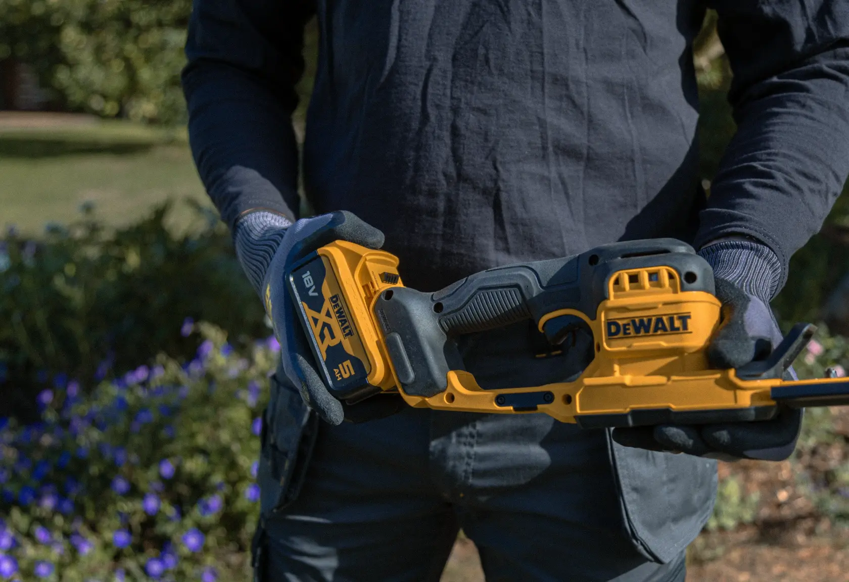 Herramienta DEWALT al aire libre. DCMHT520N-XJ, DCMHT520D1-QW, DCMHT520D1, DCMHT520N. Fotografía.