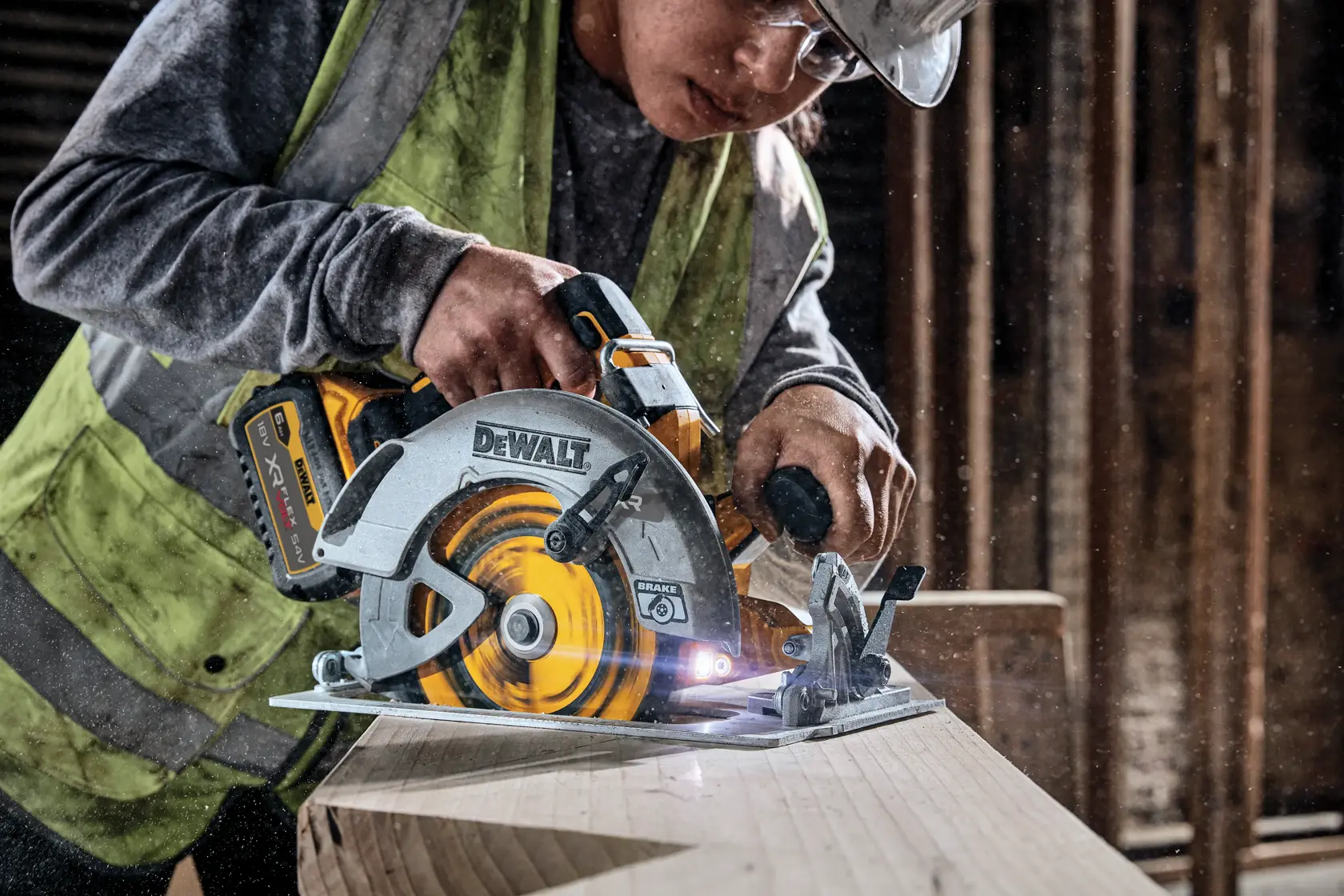 Scie circulaire 190 mm XR 18V ADVANTAGE brushless - sans batterie ni chargeur - coffret TSTAK®