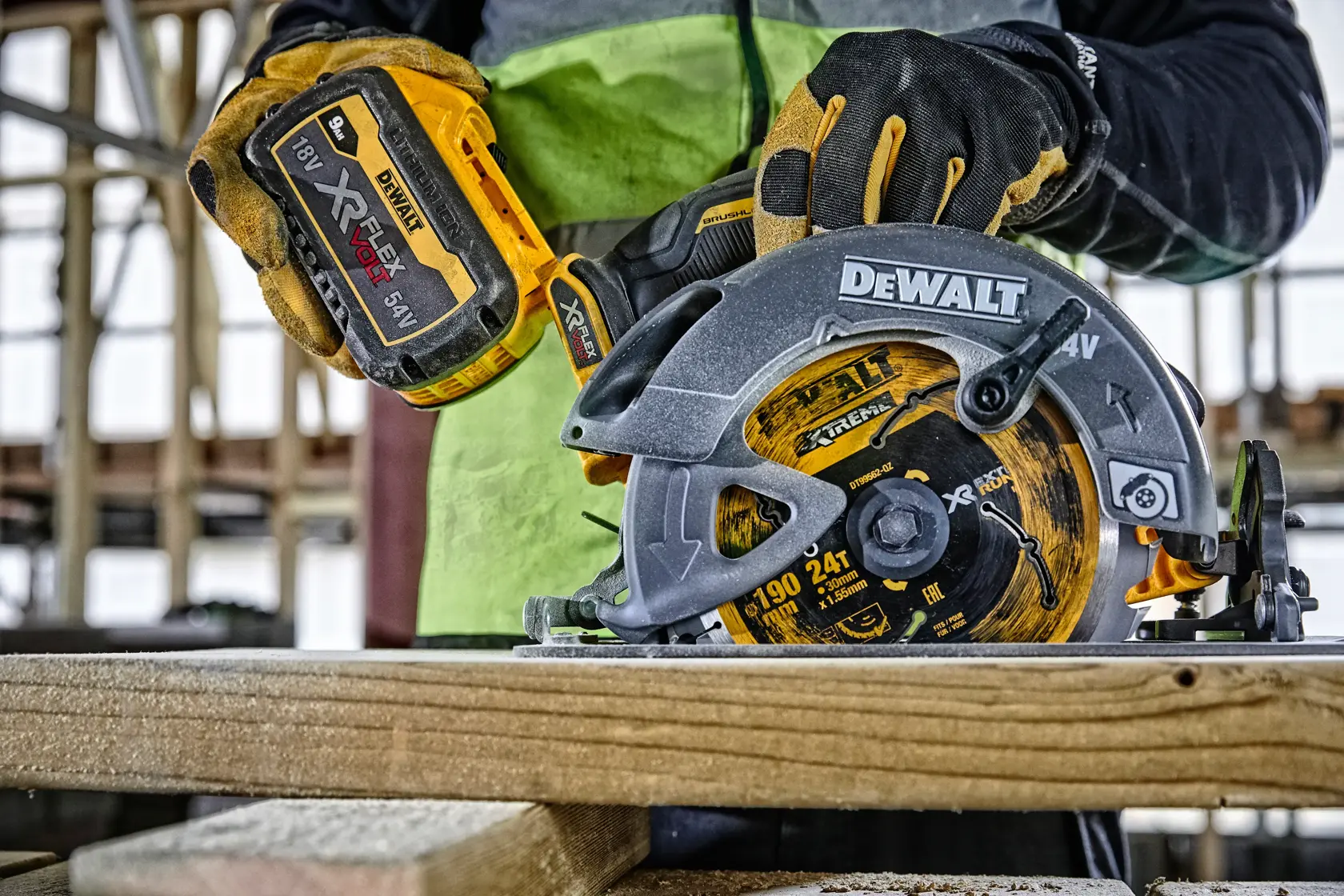 Scie circulaire XR Flexvolt 54V 190 mm - sans batterie ni chargeur