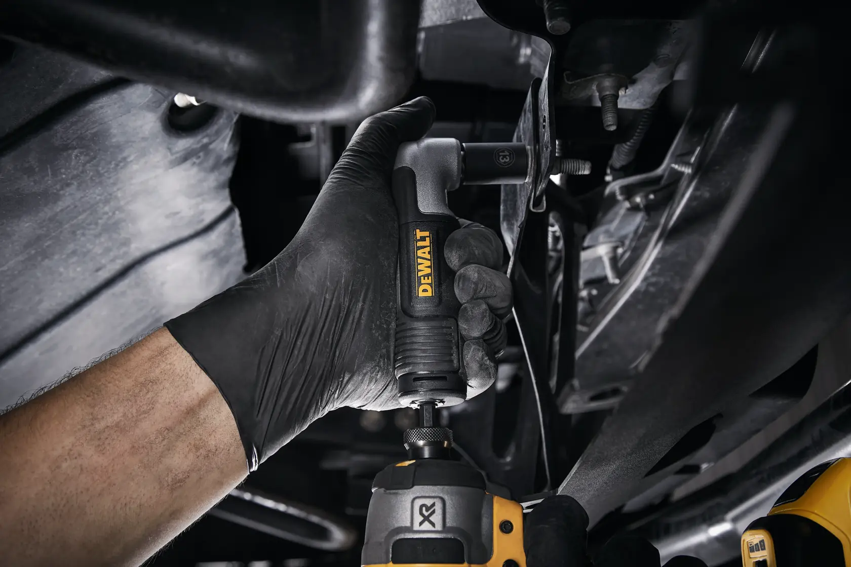 Fixation d'angle pour une utilisation avec des tournevis, 3/8"