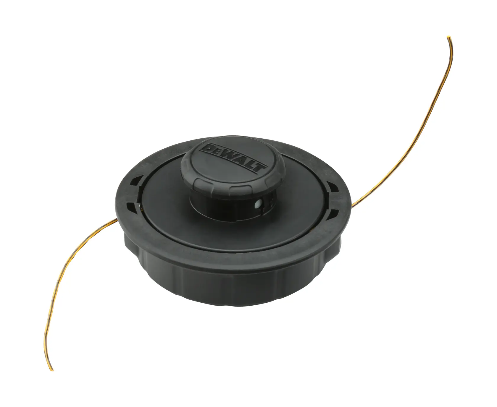 Une bobine de débroussailleuse noire DEWALT avec un fil de coupe jaune, conçue pour une utilisation avec des outils de jardinage.